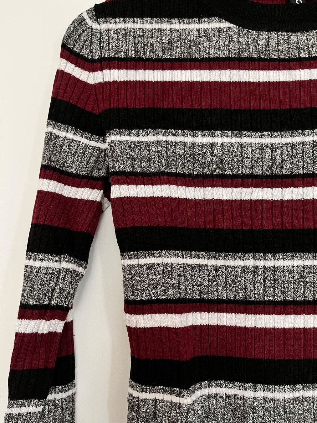 H&M Tops: Langarmshirt XS – Gebraucht aus Zürich von a.b.2025 1