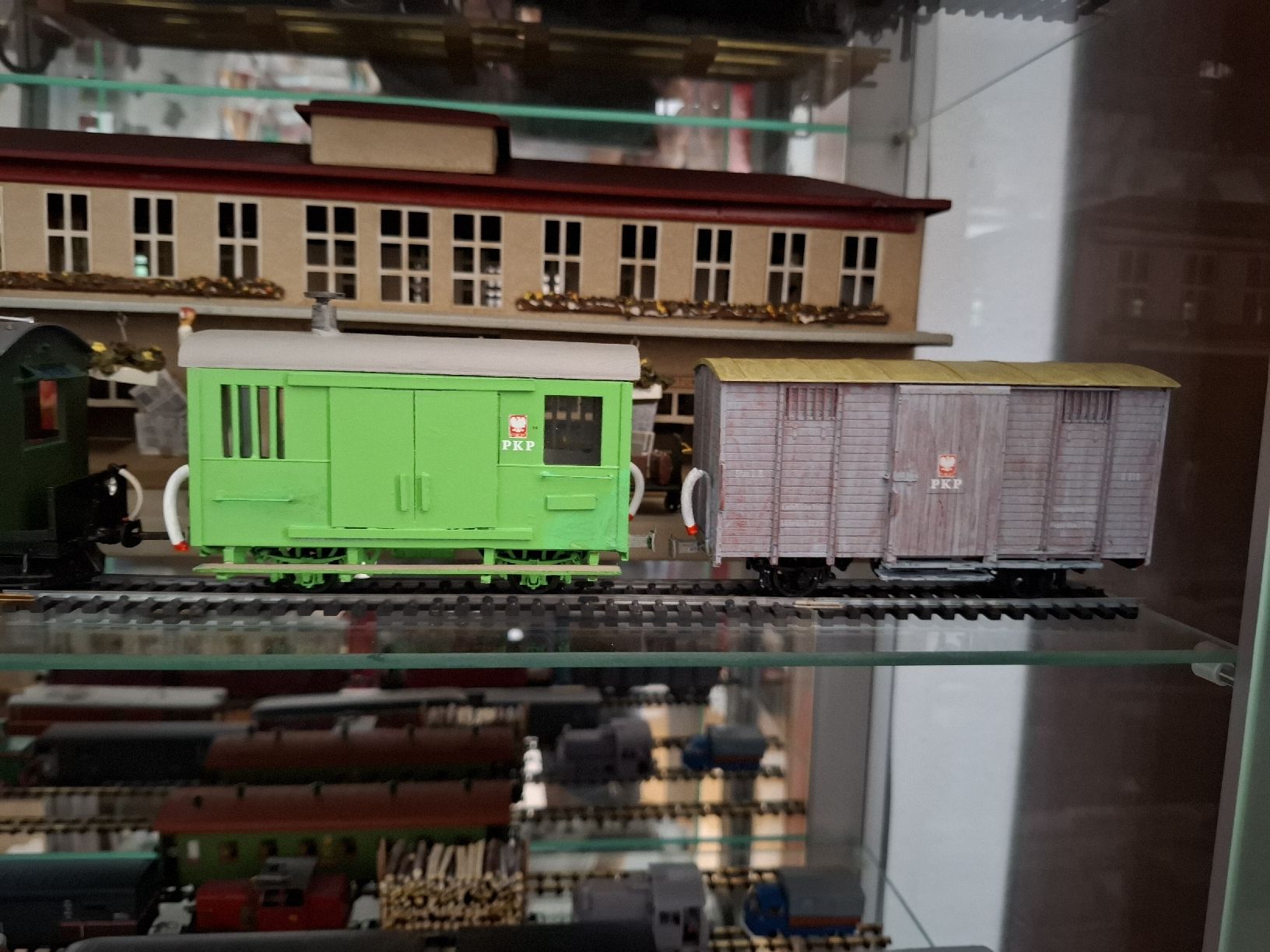 Modelleisenbahnen: 2 0e-Schmalspurwagen der PKP Eigenbau auf Magic Train Basis – Gebraucht aus Zuchwil von Efiutz 5