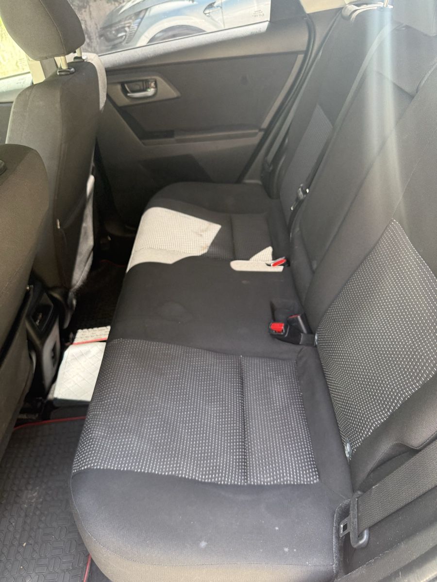Automobili: Toyota auris – Usato da Plan-les-Ouates venduto da Yasse 6