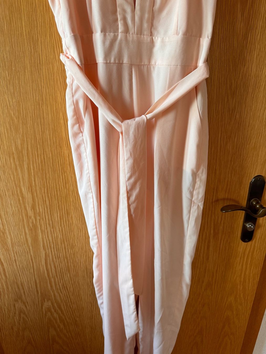 Tute: Schöner Overall Jumpsuit Gr. 36 mit Bindegürtel – Usato da Grosswangen venduto da second_hand_dress 4