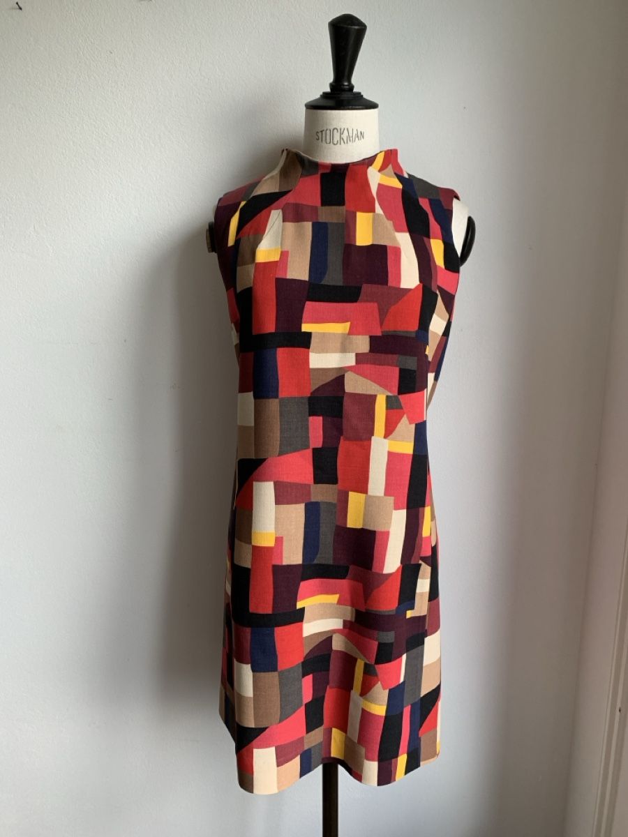 Akris Kleider: AKRIS: Exklusives, herrlich gemustertes Kleid, 38 – Gebraucht aus Luzern von designluzern