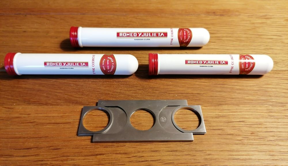 Zigarren Cutter plus 3 Romeo y Julieta Zigarren (Gebraucht) in ...