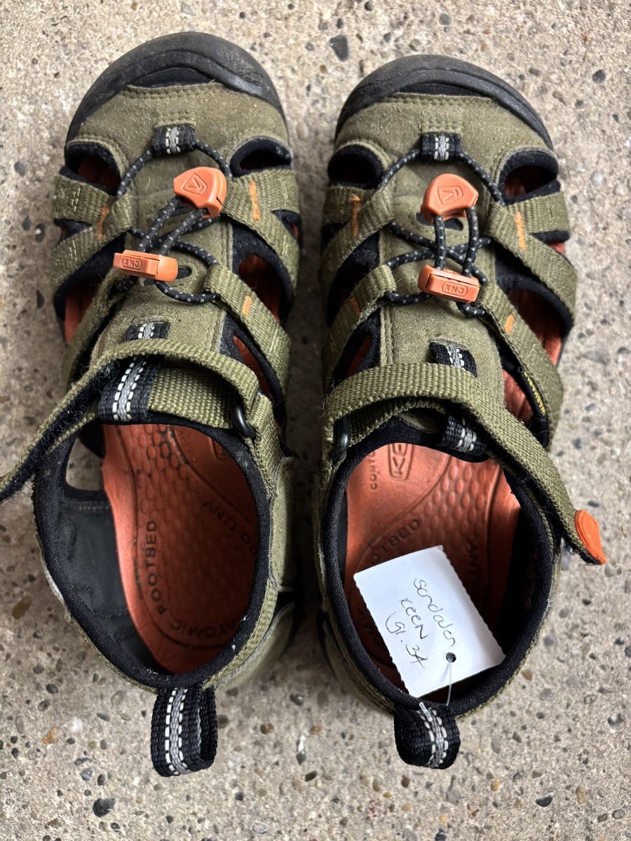 Keen Scarpe per ragazzi: Sandalen KEEN Khaki, Gr. 34  – Usato da Büren an der Aare venduto da Nikito2001 2