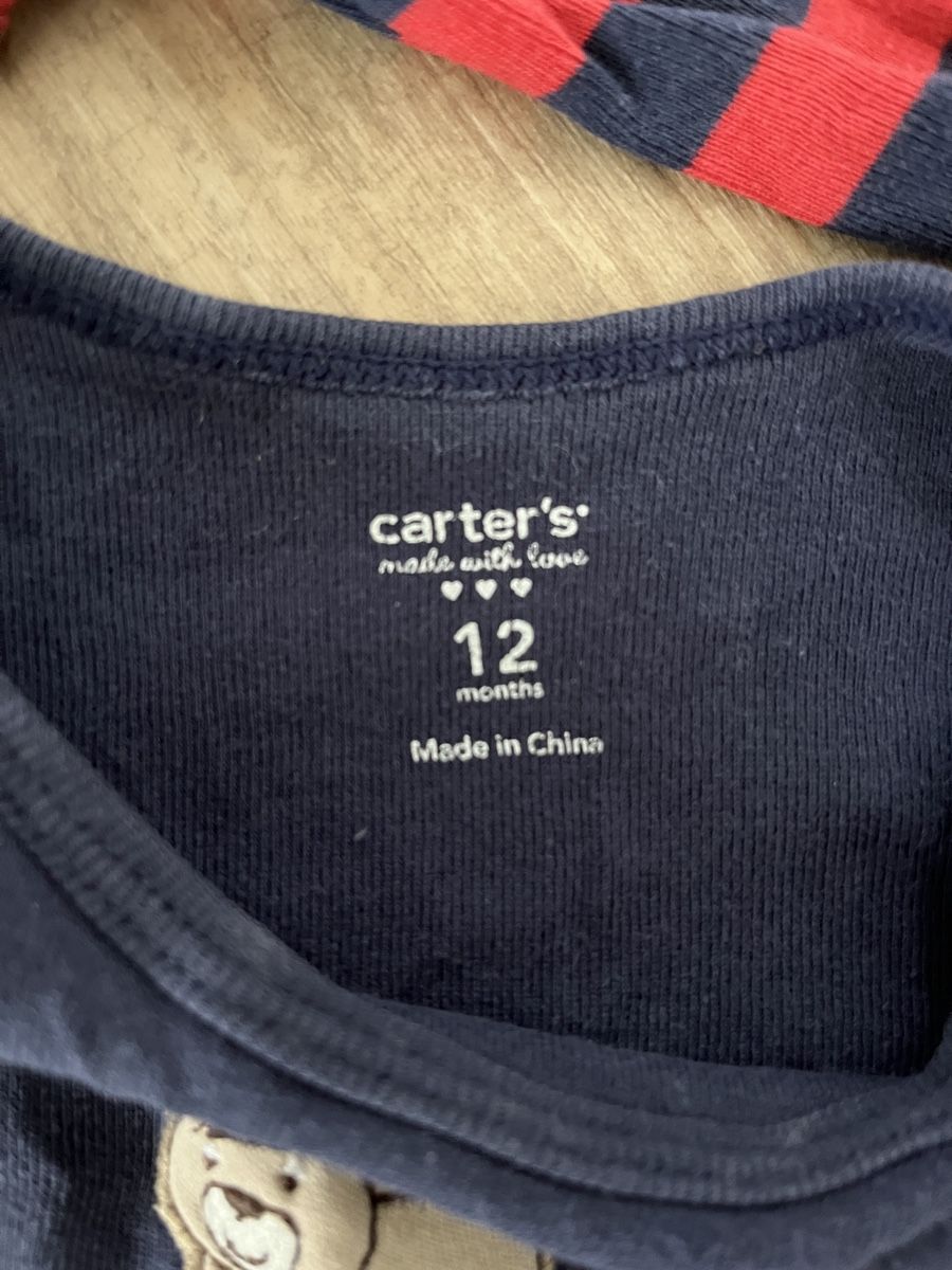 Carter's Lotti & Set di vestiti: Bodys Carters Grösse 12 Monate – Usato da Sursee venduto da Leg_Kibru 1