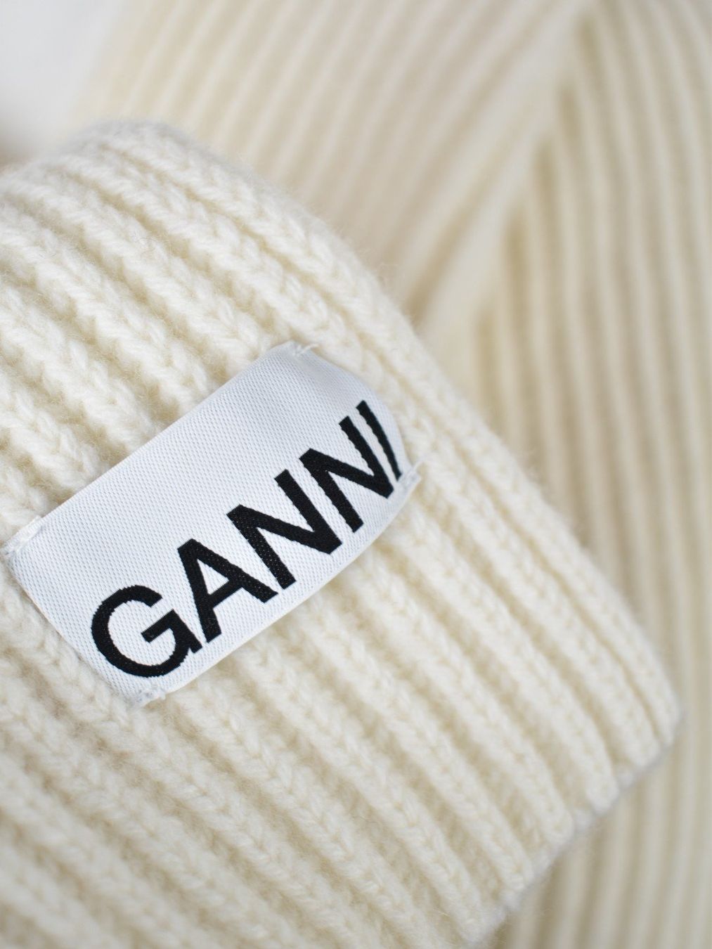 Ganni Foulard & Sciarpe: Ganni Schal, offwhite – Usato da Nürensdorf venduto da 2ND_STORY 4