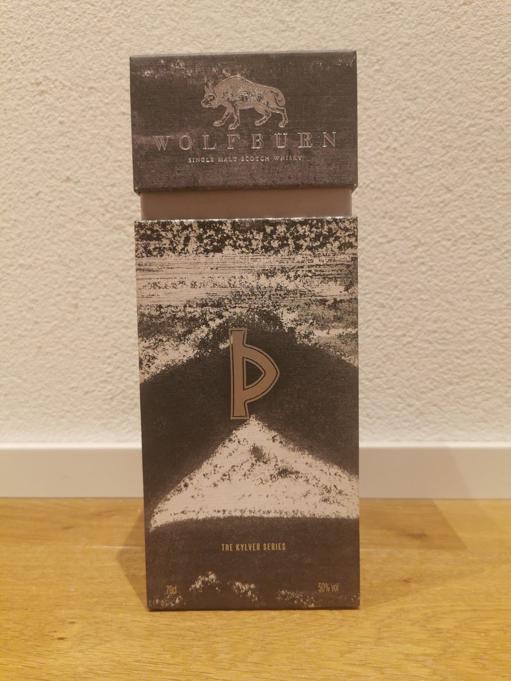 Wolfburn Spirituosen: Wolfburn Kylver Series "Thurisaz" Whisky – Neu und originalverpackt aus Bubendorf von Landrover 1