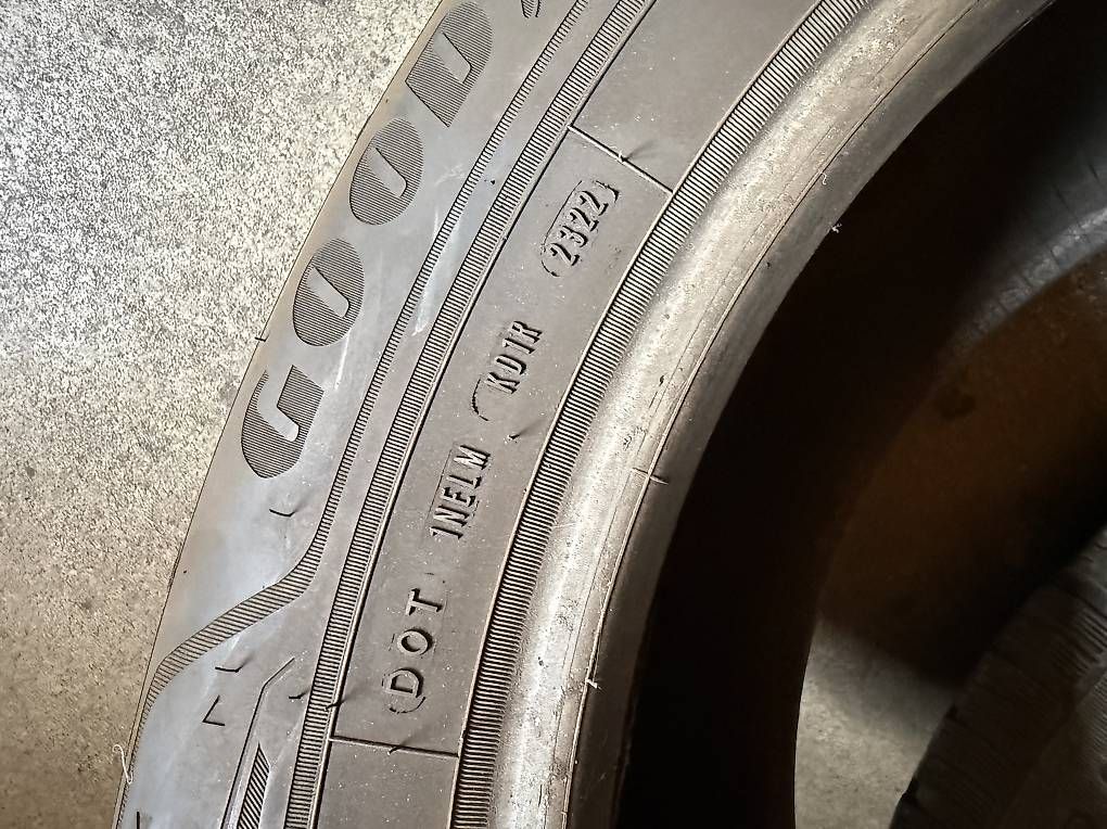 Pneumatici & Ruote complete: Reifen 235/65R18 Goodyear – Usato da Wauwil venduto da Patrol789 2