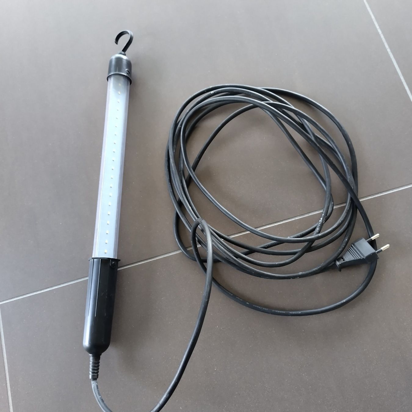 Lampade: LED Stab Lampe – Usato da Herisau venduto da Ea83