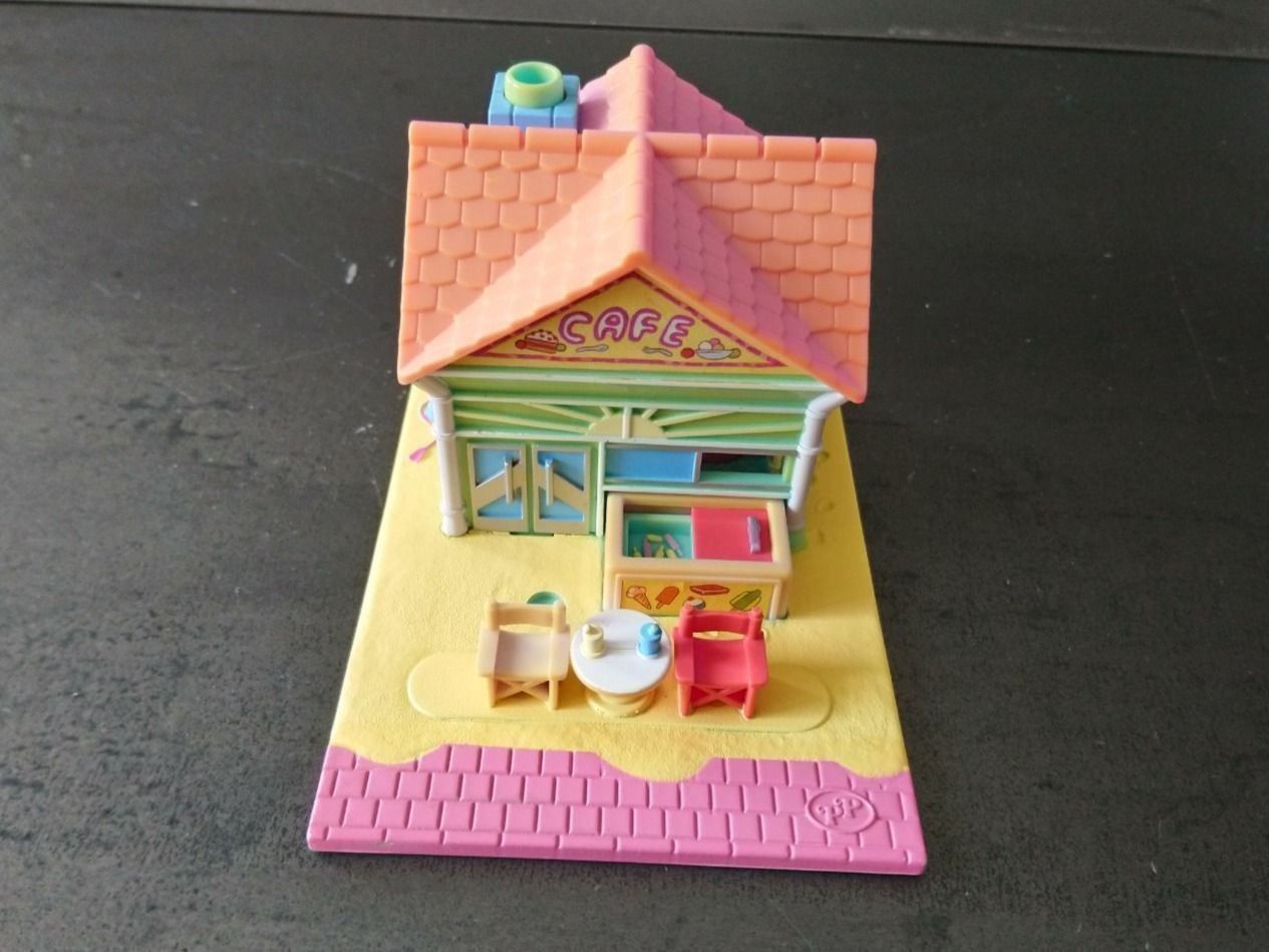 Polly Pocket Giocattoli: Polly Pocket Mini "Café" / "Eisdiele" – Usato da Jonen venduto da h-blxgirl79