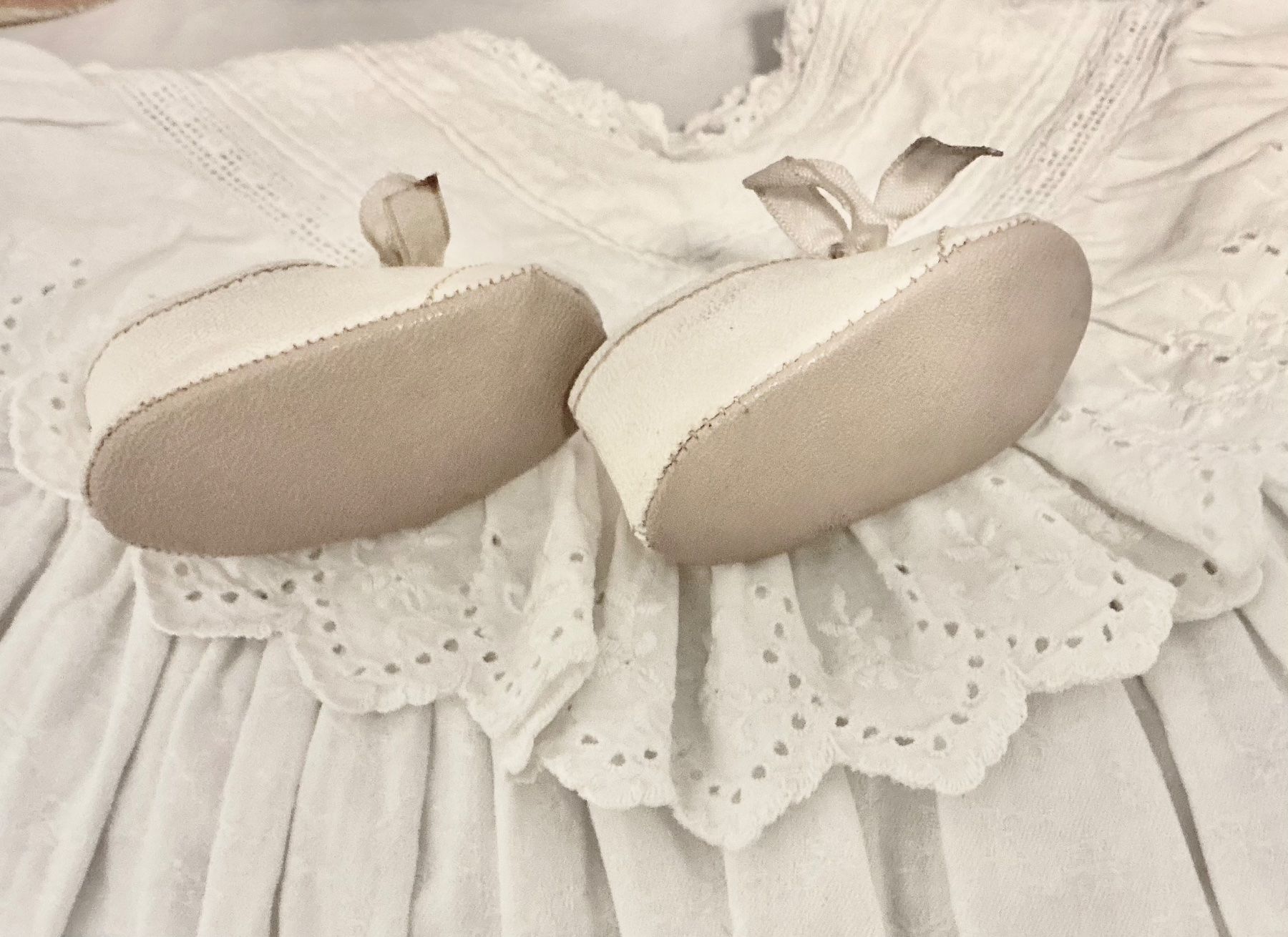Bambole: ANTIKE PUPPENSCHUHE – Usato da Zell LU venduto da Silvermemory 3