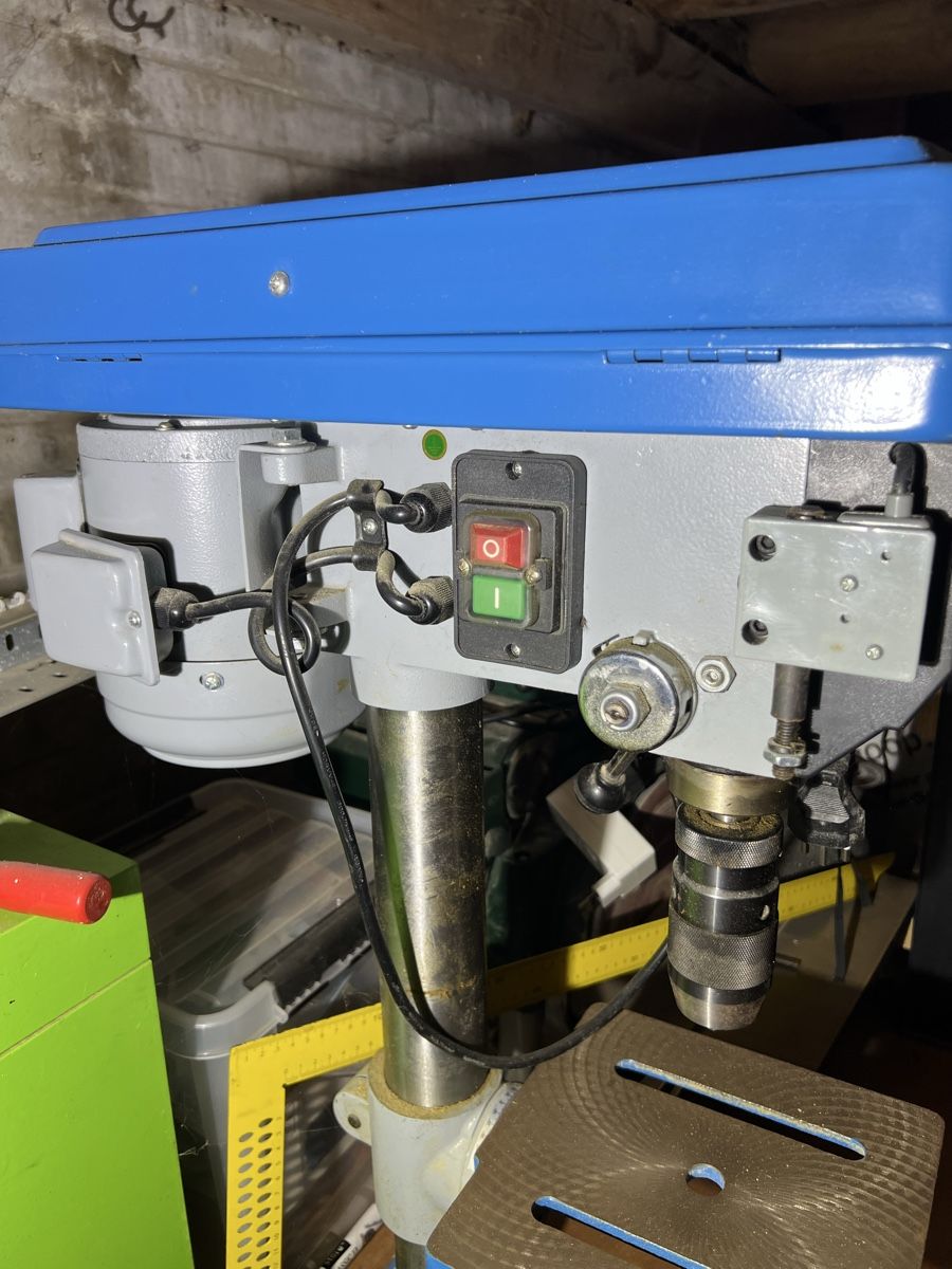 Promac Bohrmaschinen: JET PROMAC TYPE 211 Tischbohrmaschine – Gebraucht aus Huttwil von luk_9tdh 2