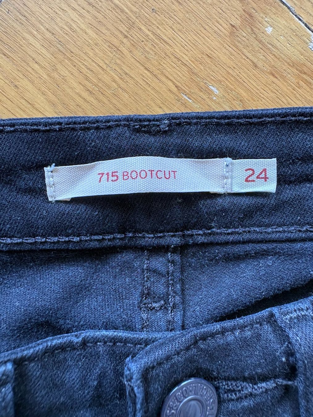 Levi's Jeans: LEVIS 715 - BOOTCUT - Neuwertig – Usato da Zürich venduto da Ankawhi 1