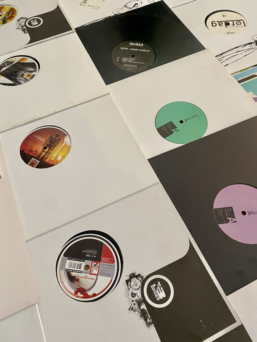 Schallplatten: Vinylsammlung Techno Minimal House – Gebraucht aus Möhlin von Devilspunchbowl 3