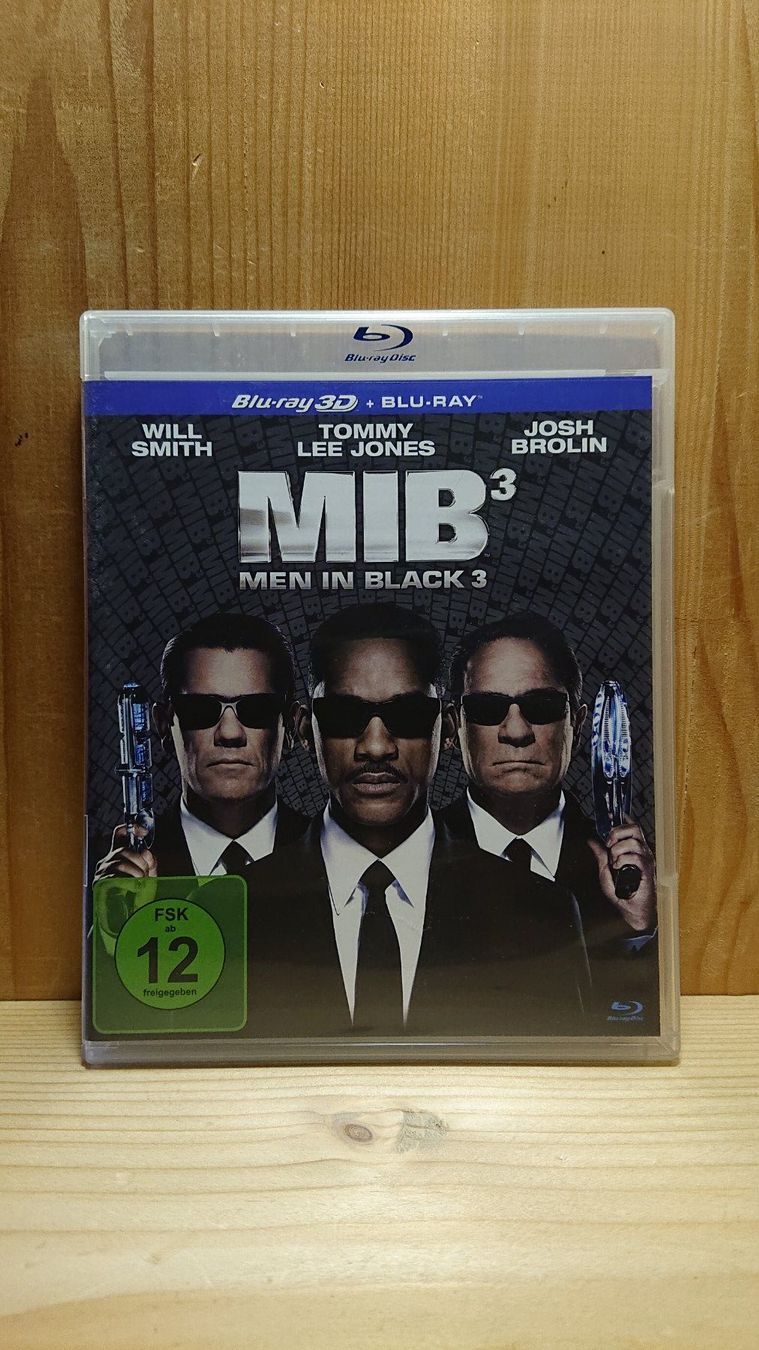 Tutti i DVDs: MEN IN BLACK 3 in 3D Blu-Ray – Usato da Wilderswil venduto da Exebub