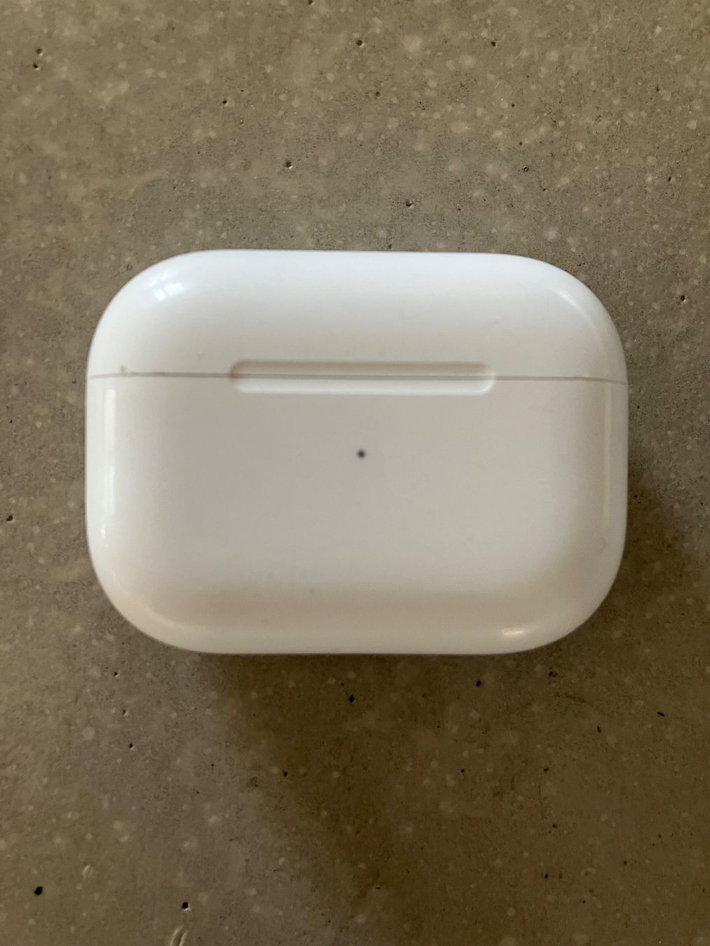 Apple Cuffie: APPLE AIRPODS PRO 2 Case – Usato da Lausanne venduto da mr.v 1