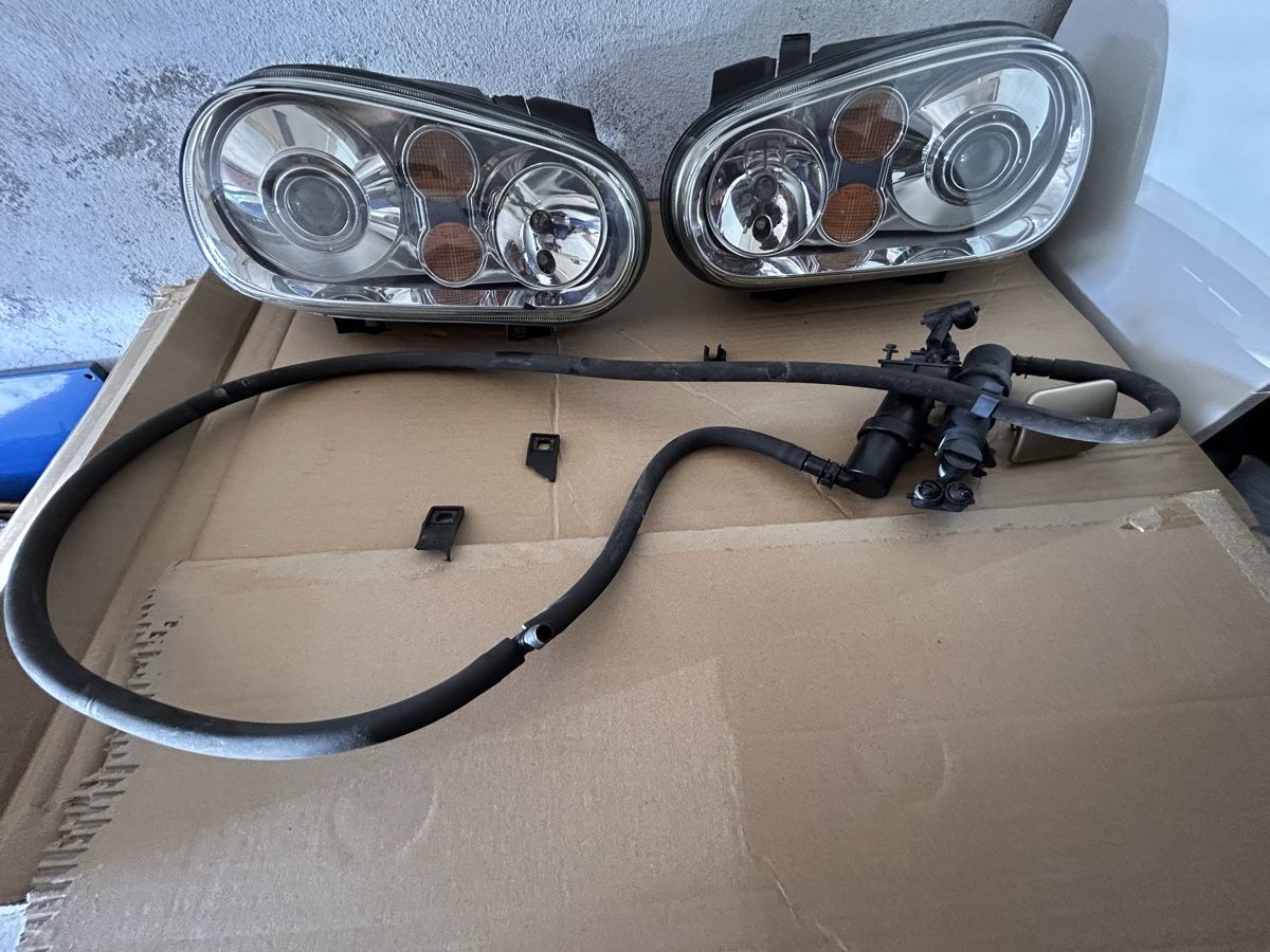 VW Fari: Phares VW Golf 4 – Usato da Fribourg venduto da rs19 9