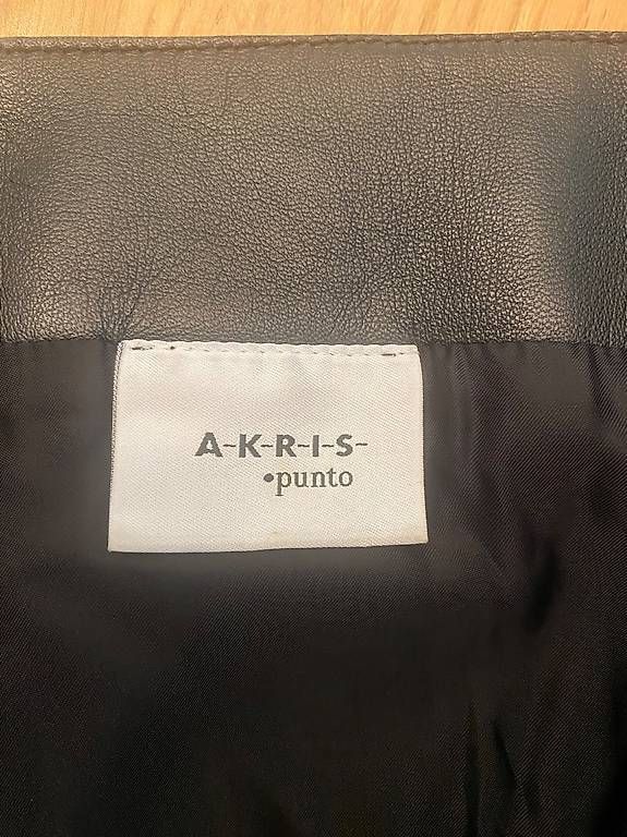 Gonne: Akris Punto Lederrock  – Usato da Langnau am Albis venduto da Monikacv16