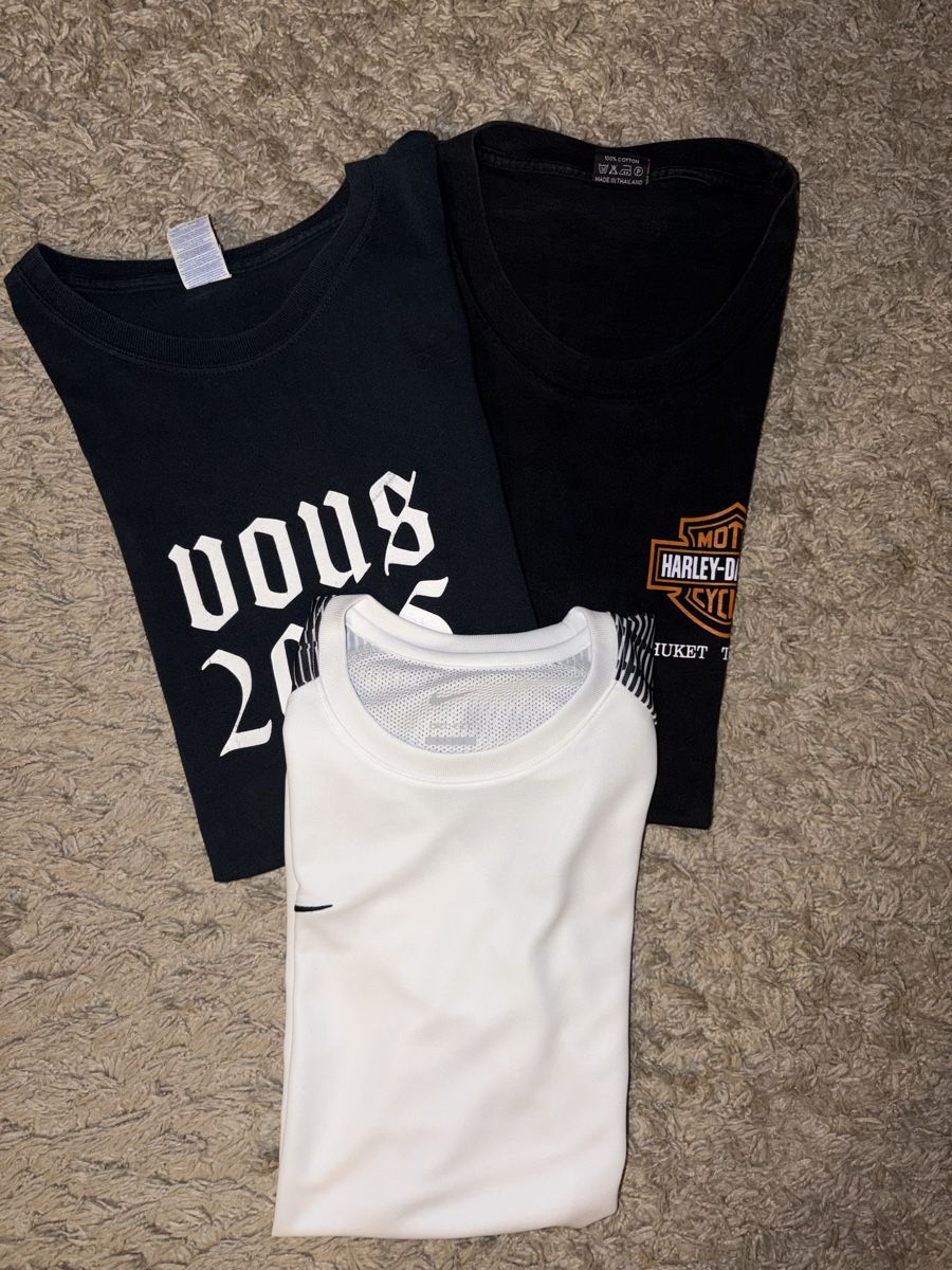 Nike Lotti di vestiti: 3er Pack Shirts  – Usato da Visperterminen venduto da lgresell 1