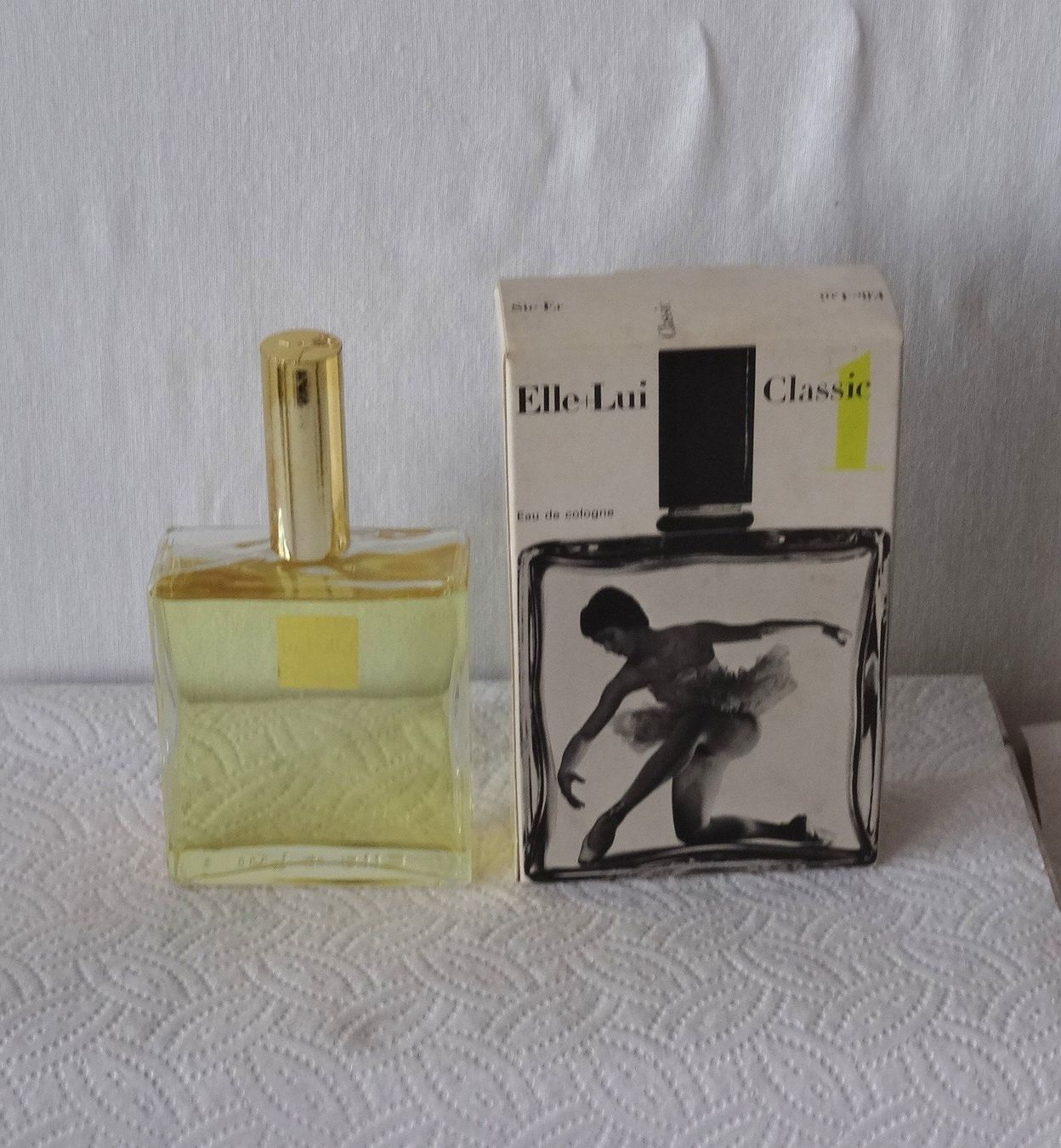 Parfum & Eau de Toilette: Sie Er Classic  Eau de Cologne – Gebraucht aus Minusio von Mer66 1