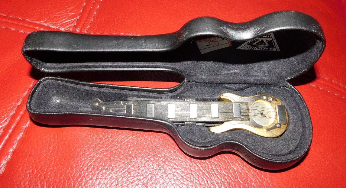 Orologi: Uhr als Gitarre – Usato da Villnachern venduto da Schnugelchen 3