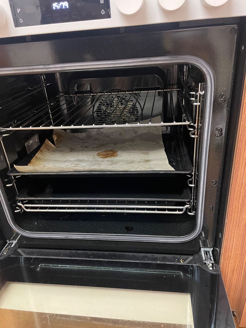 V-Zug Elettrodomestici da cucina: Vzug  Combair V600 Einbauherd mit Backofen – Usato da Churwalden venduto da Fortserj 1