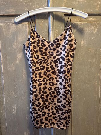 Bershka . Spaghetti-Top - S