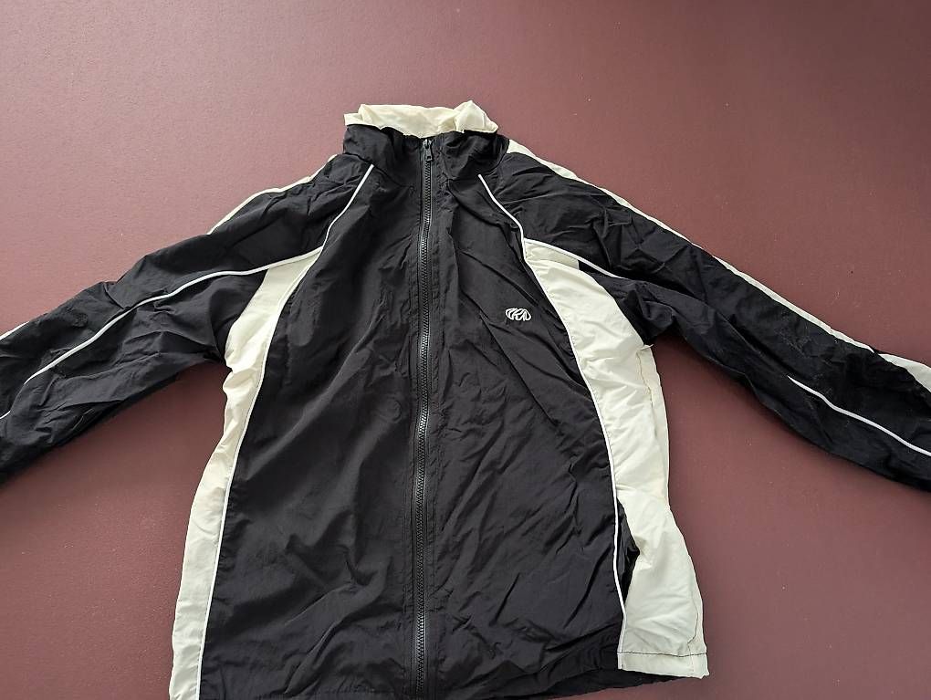 Vestes & Manteaux: Kleine Jacke   – D'occasion à Zürich par zh_zuerri_