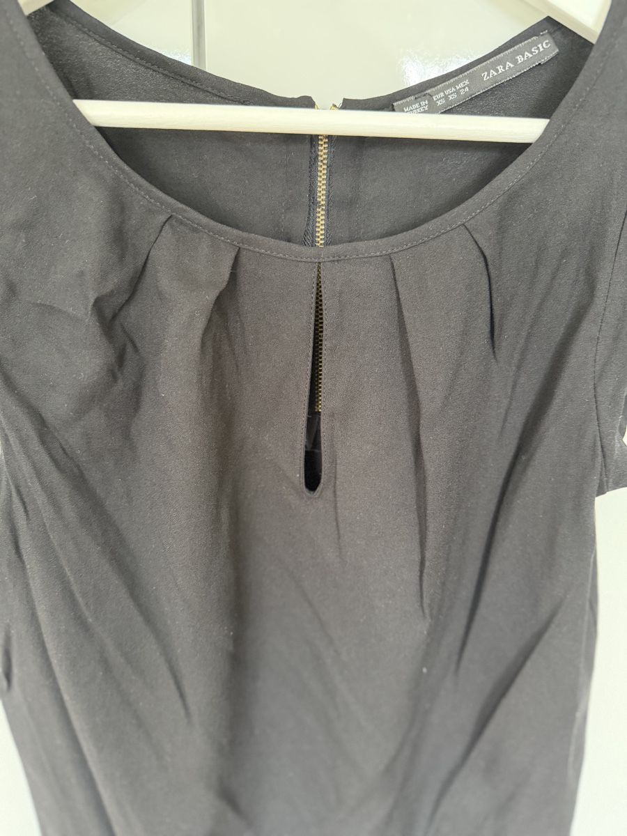 Zara Top: Zara Basic Top, schwarz, Gr. XS - Top Zustand! – Usato da Küsnacht ZH venduto da ToddyGinger 2