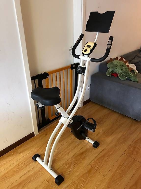 Hometrainer: Vélo dappartement  – Usato da Bellevue venduto da mz_GVA