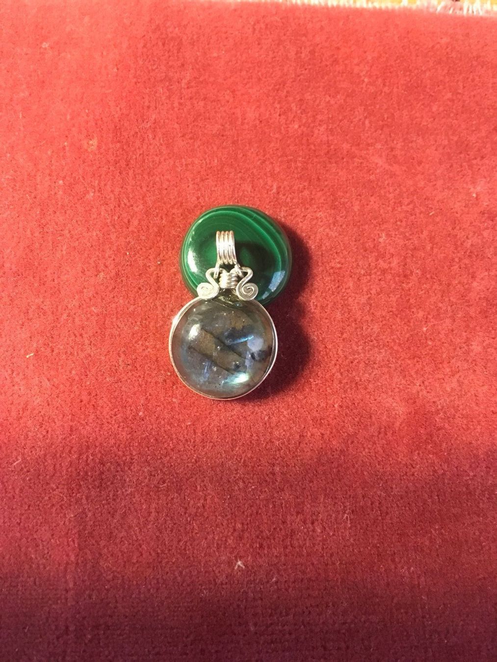Ciondoli: Labradorit aus Indien Anhänger – Nuovo e nell'imballaggio originale da Zürich venduto da MEVAS-Schmuck