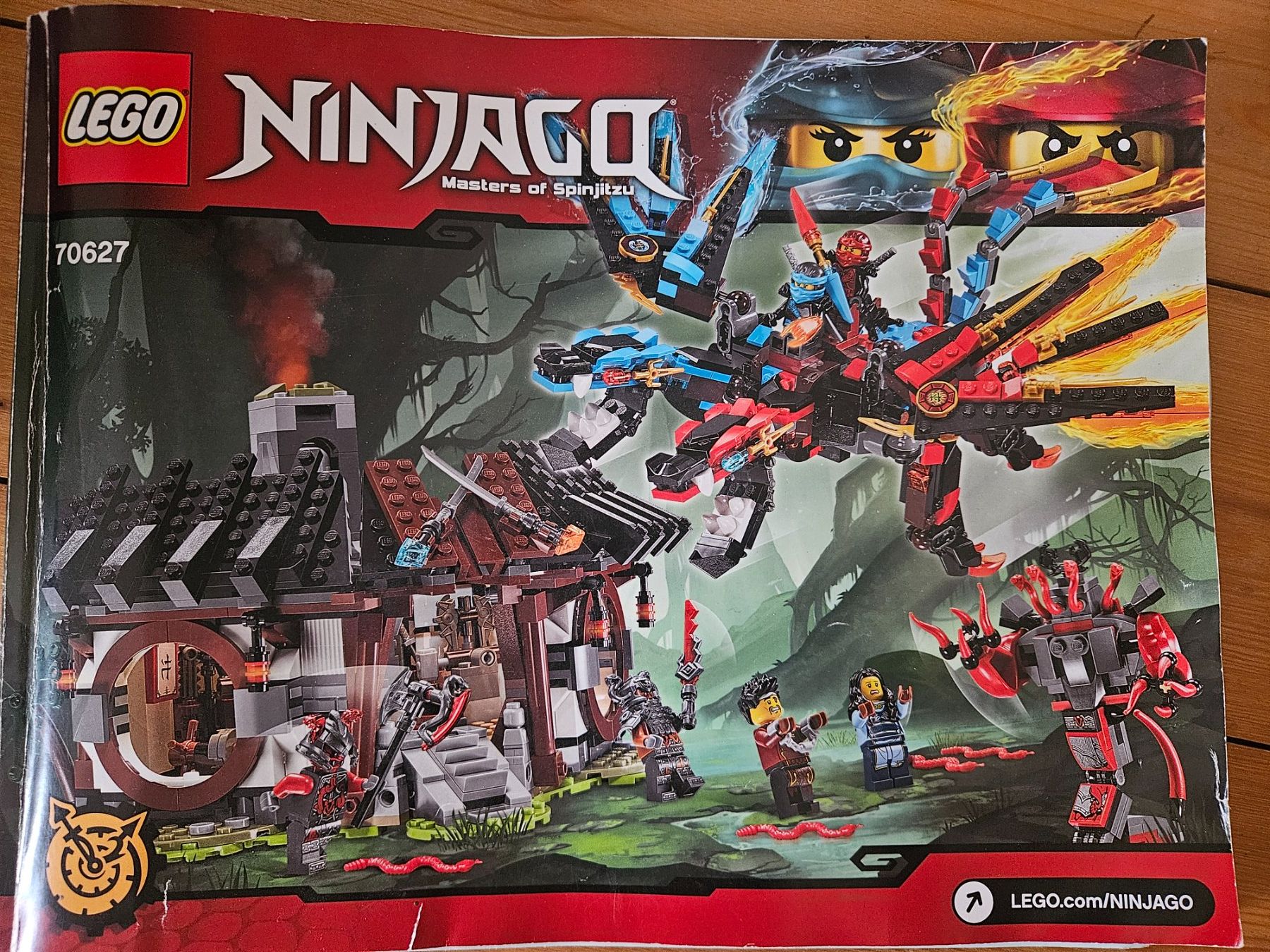 Lego Jouets: Lego Ninjago 70627 – D'occasion à Rifferswil par fle_5nqr