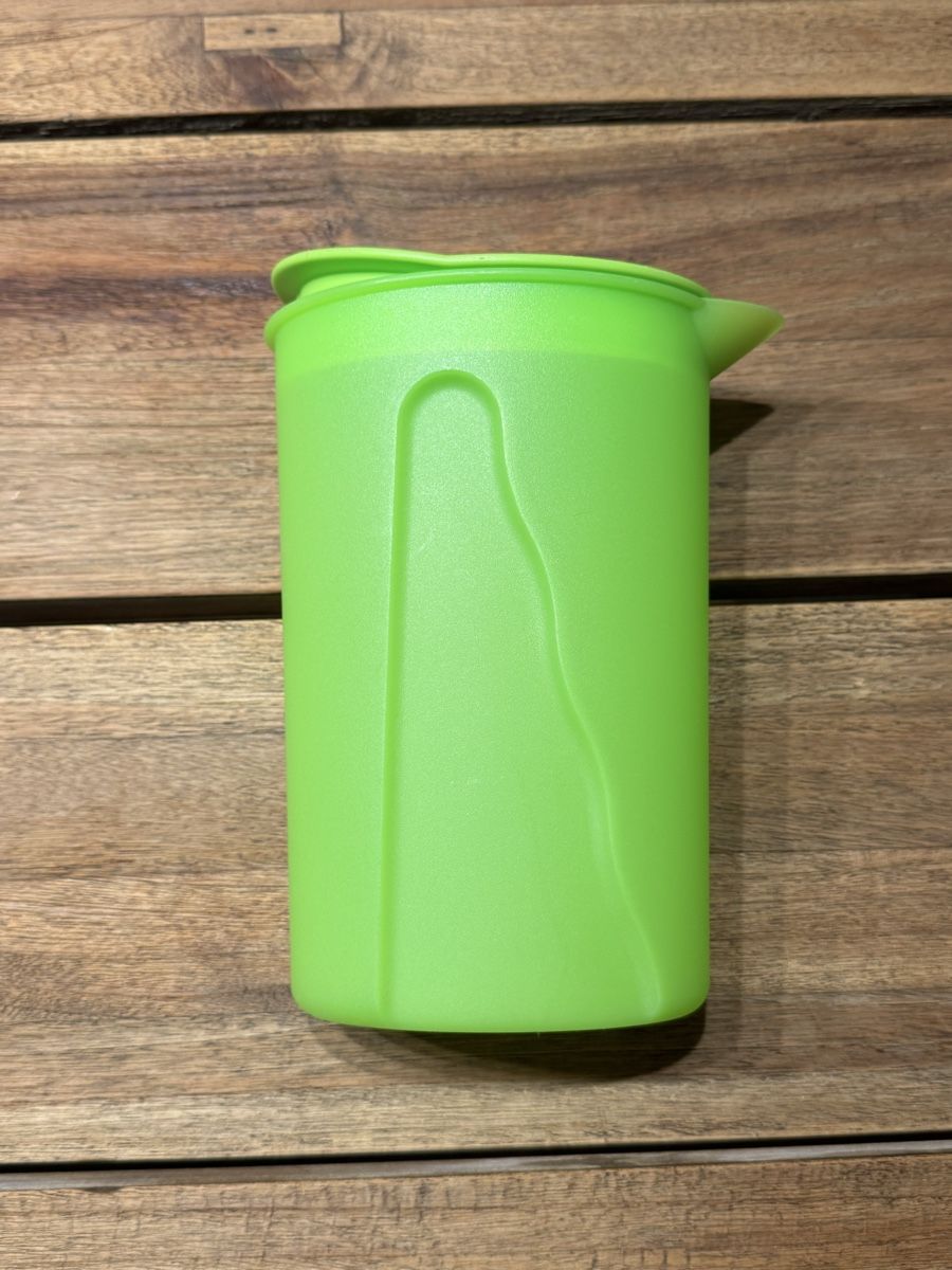 Tupperware Contenitori & Simili: Tupperware Grün Behälter 1 Liter – Usato da Andeer venduto da geronimo68