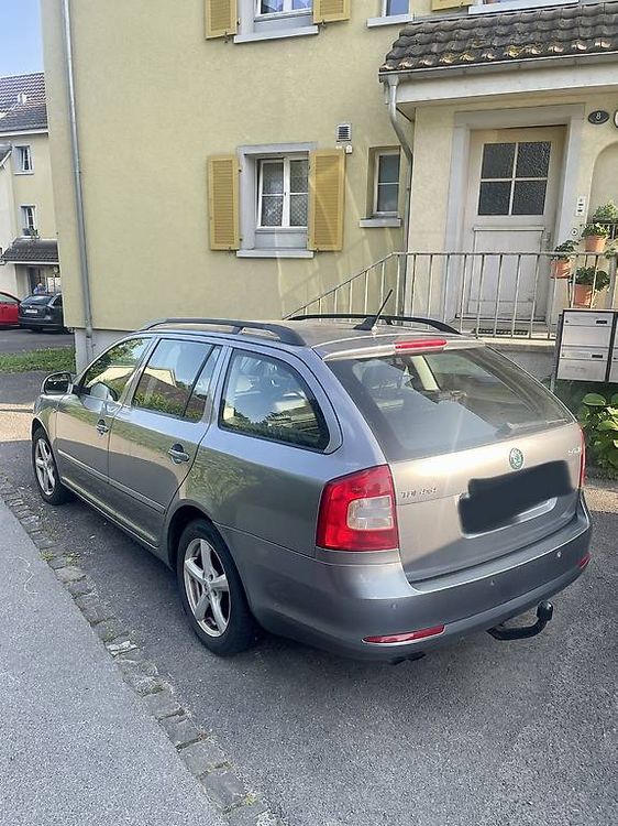 Skoda Automobili: Skoda Octavia 2.0 TDI 4x4 – Usato da Emmenbrücke venduto da Gzl-94 2