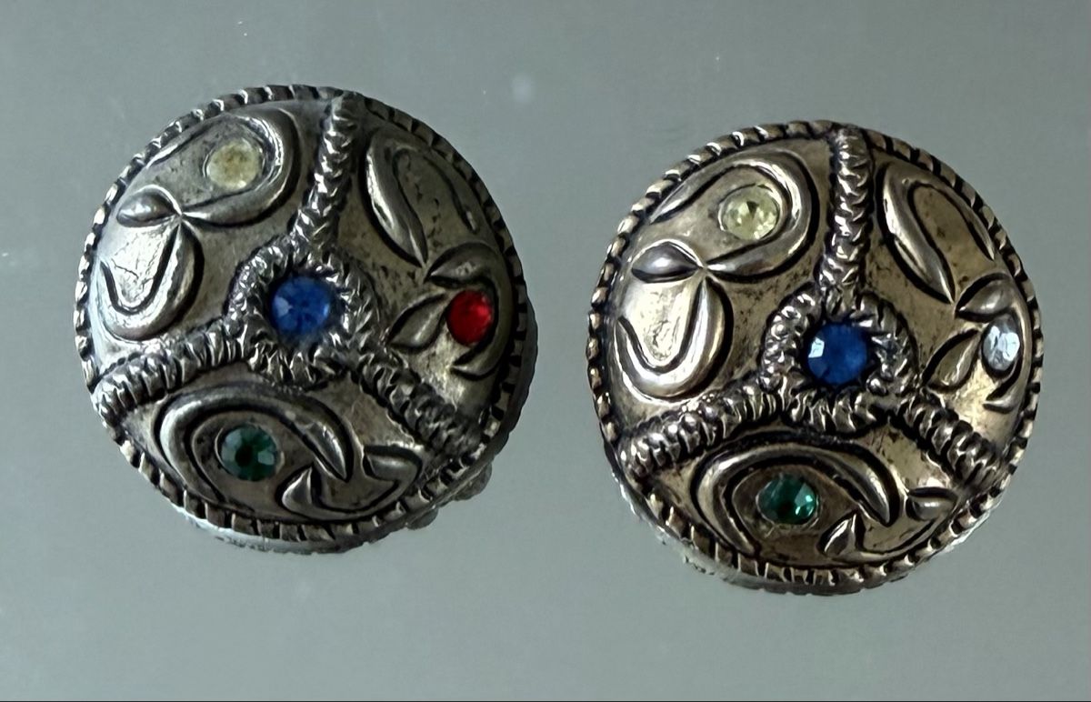 Orecchini pendenti & Orecchini a lobo: Vintage earrings MOD. DEP. – Usato da Binningen venduto da Sophiescloset