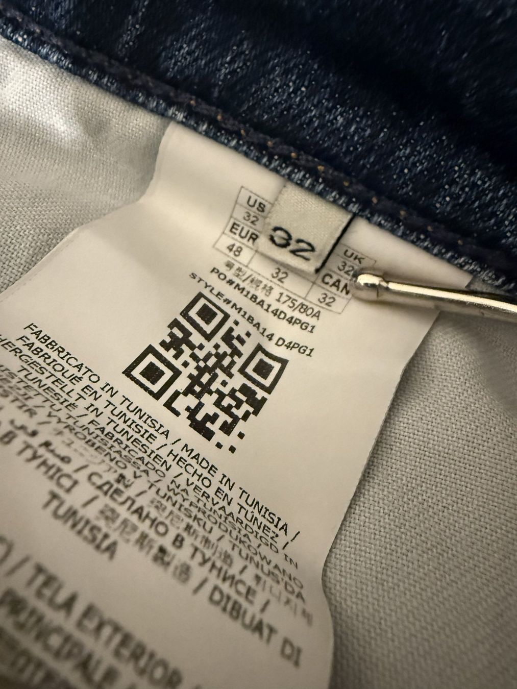 Guess Jeans: Guess Herren Jeans Relaxed James 48 – Usato da Zürich venduto da SEDRAEN 5