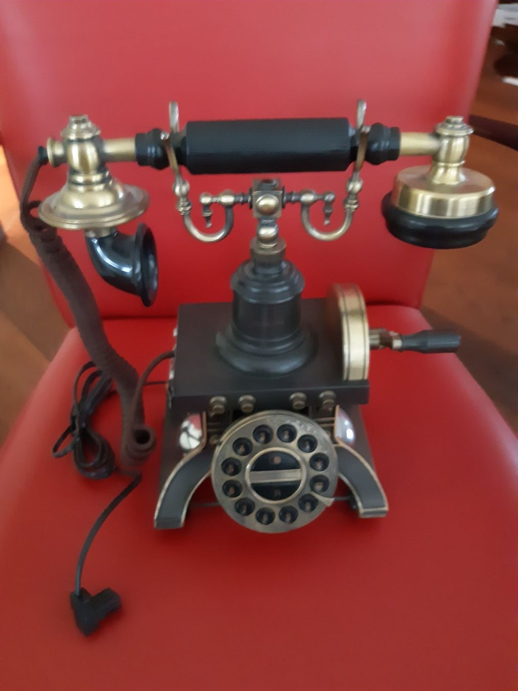 Telefoni: Telefon Typ Millennium – Nuovo (secondo la descrizione) da Brütten venduto da Beat8311