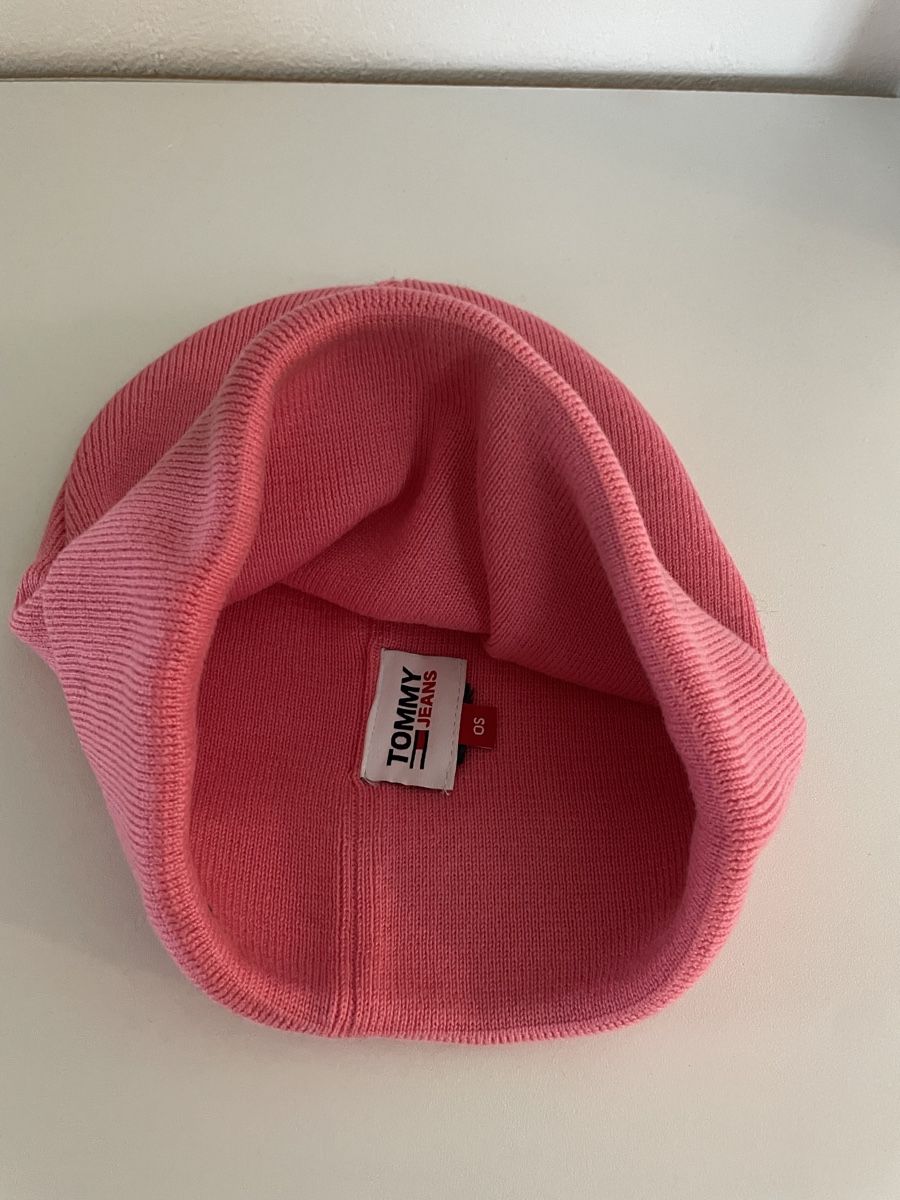 Copricapi, berretti & cappellini: Tommy Jeans Beanie – Rosa – Usato da Niederlenz venduto da fed_y5mw 1