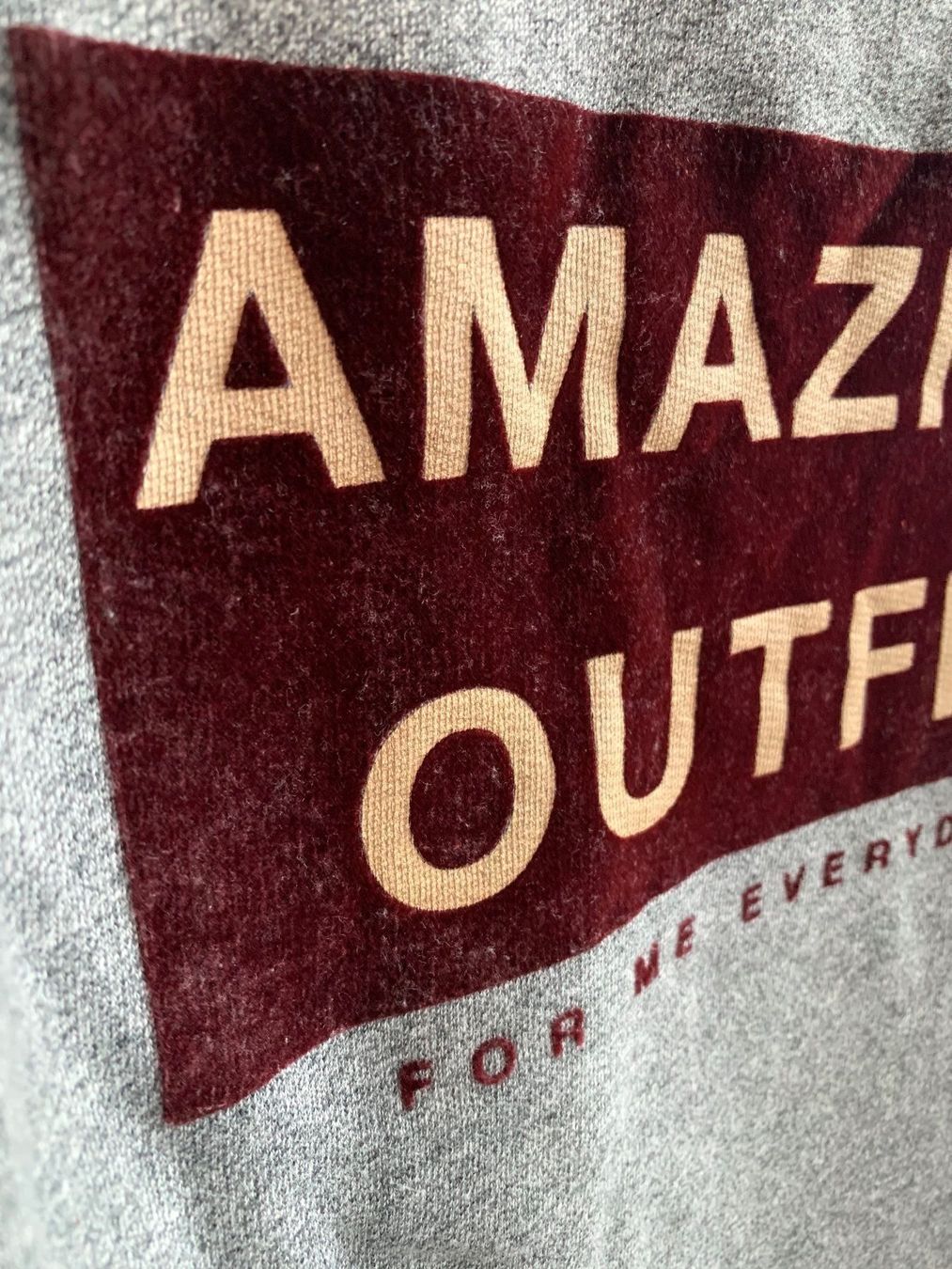 Mango Maglioni & Felpe: Grauer Pullover mit Print von Mango – Usato da Bern venduto da Fraeuleinhonig 1