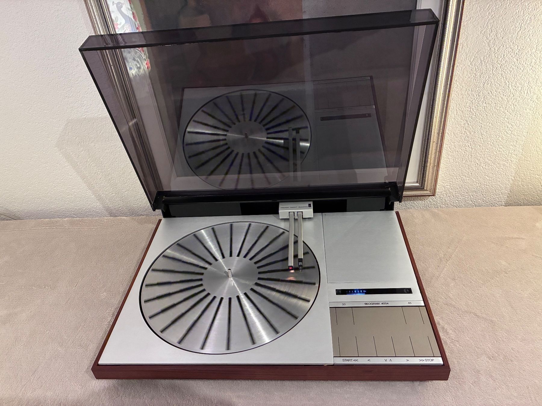 Bang & Olufsen Giradischi: B&O Beogram 4004 , year 1979 . – Usato da Zürich venduto da HiFiAtelier