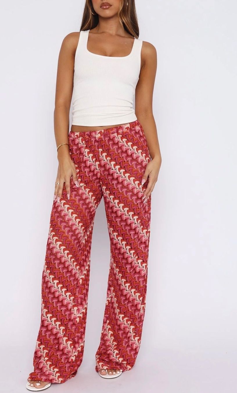 Pantalons: Whitefox Long Desire Pants Berry Gr. M – D'occasion à Klingnau par Vdado 1