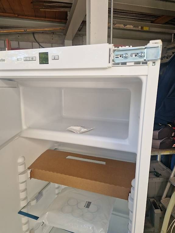 Frigoriferi: Kühlschrank  Miele – Nuovo e nell'imballaggio originale da Neuenegg venduto da bachopa1 2