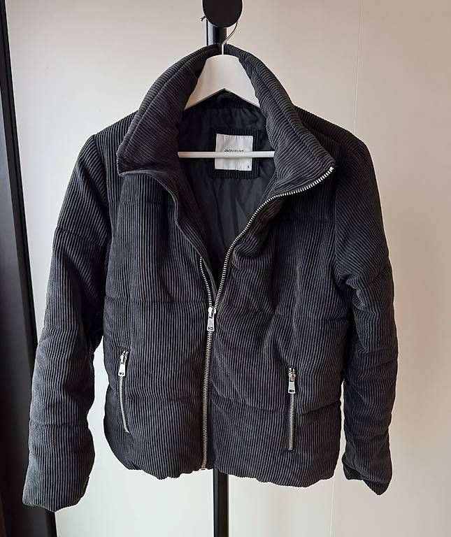 Vestes: Jacke – D'occasion à Basel par AdrianaGea