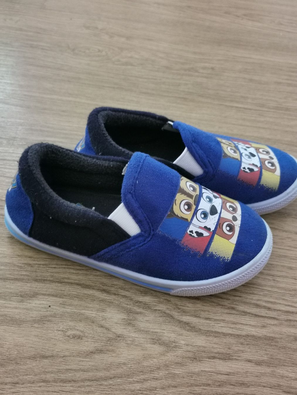 Schuhe für Jungen: Paw Patrol Hausschuhe Grösse 25 – Gebraucht aus Cham von julayla 3