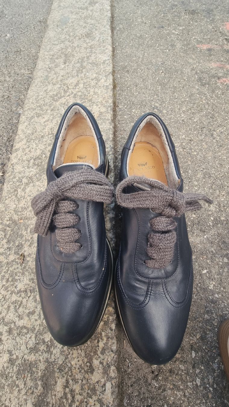 Damenschuhe: chaussures Torlasco 38.5 baskets  – Gebraucht aus Vevey von fer3ica