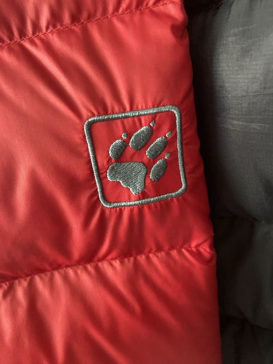 Jack Wolfskin Giacche: Jacken Jack Wolfskin 2x (Rot/Schwarz) – Usato da Olten venduto da jon_wfq7 7