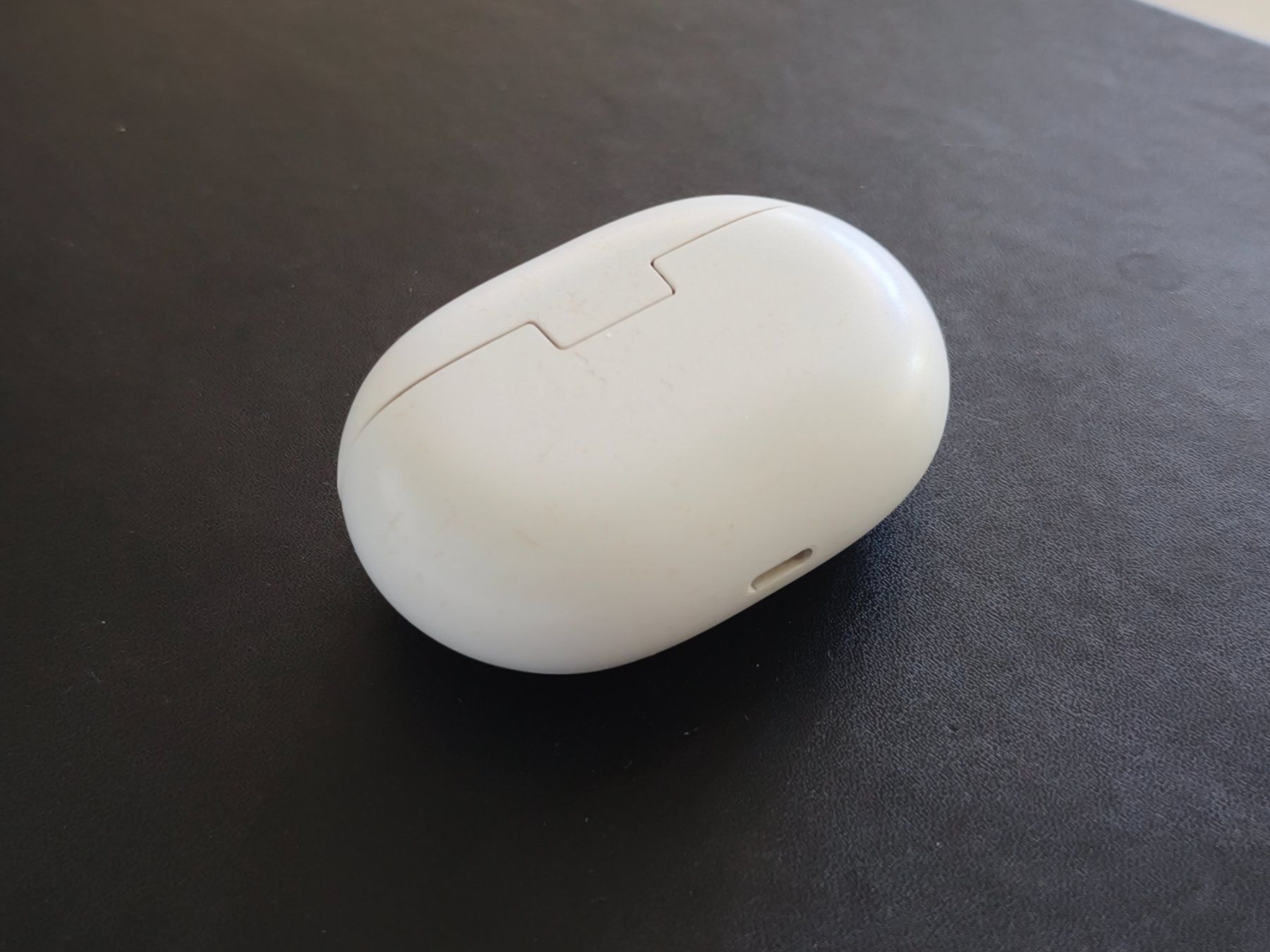 Beats Cuffie: Beats Studio Buds charging case white used – Usato da Zürich venduto da liy_7ttc 2