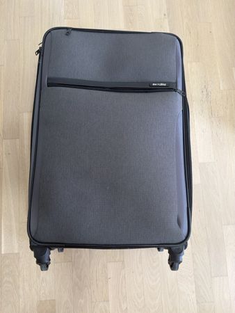 Grosser Reisekoffer / Trolley Grau – ca. 70 × 50 cm – 4 Roll