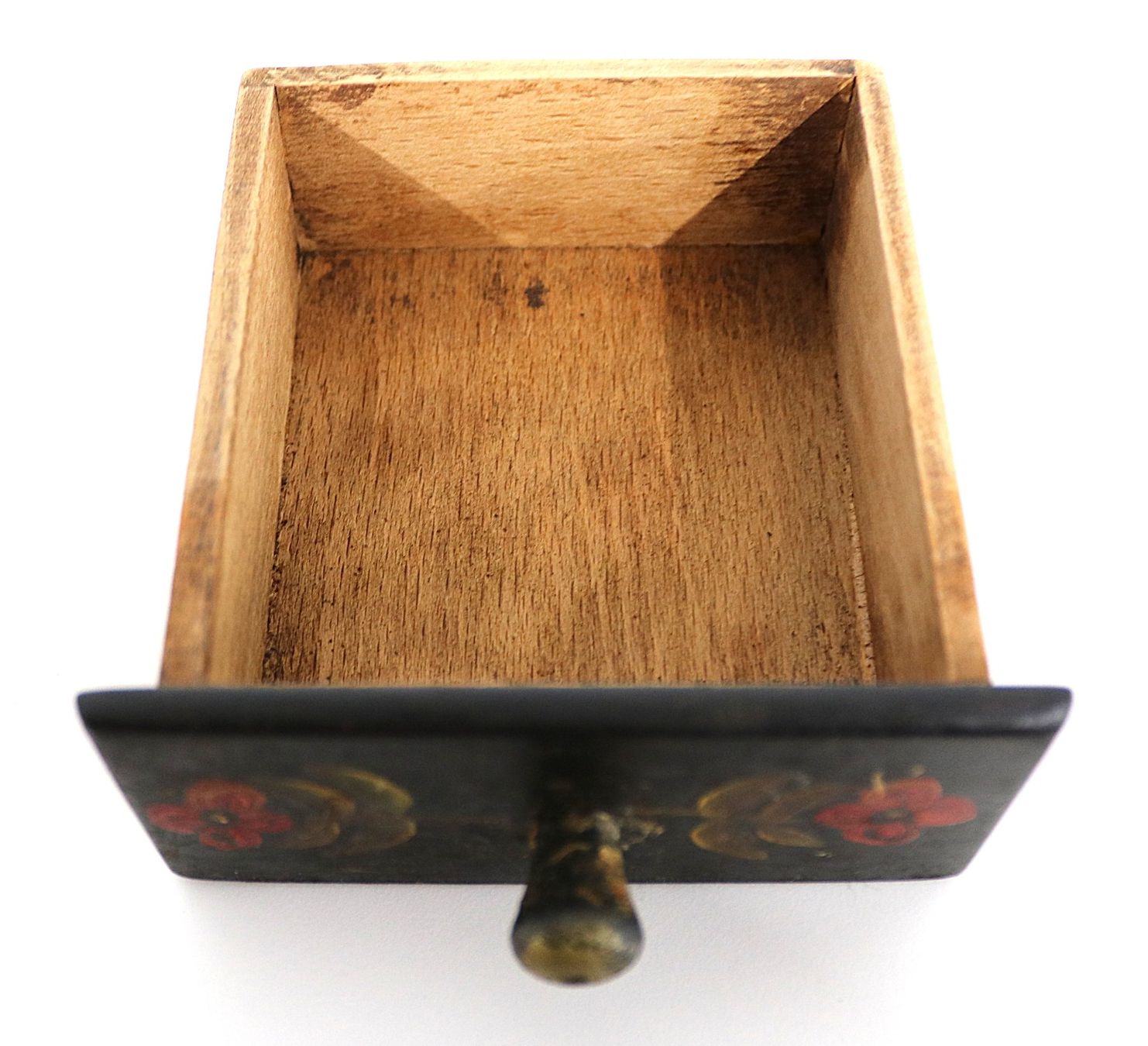 Elettrodomestici da cucina: Antike Kaffeemühle Holz mit Blumenmuster – Usato da Volketswil venduto da brockipfannenstil 7