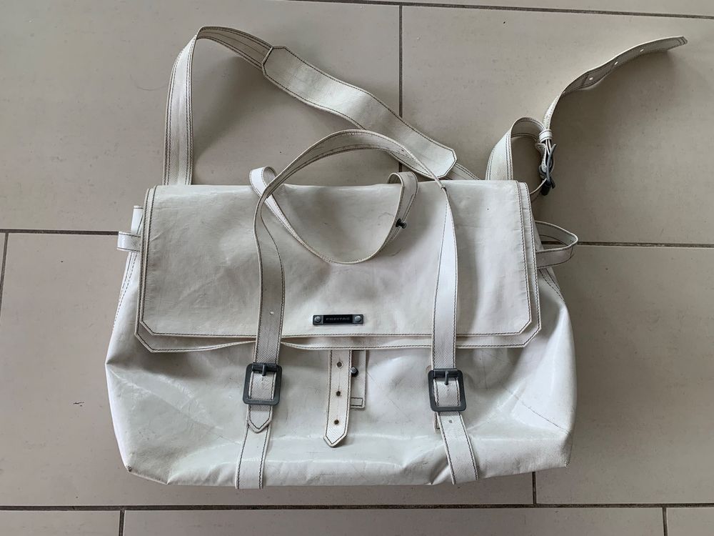Freitag Reference Tasche weiss (Gebraucht) in Zürich für CHF 150 – mit ...
