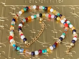 Collier vintage ancien en perles de verre